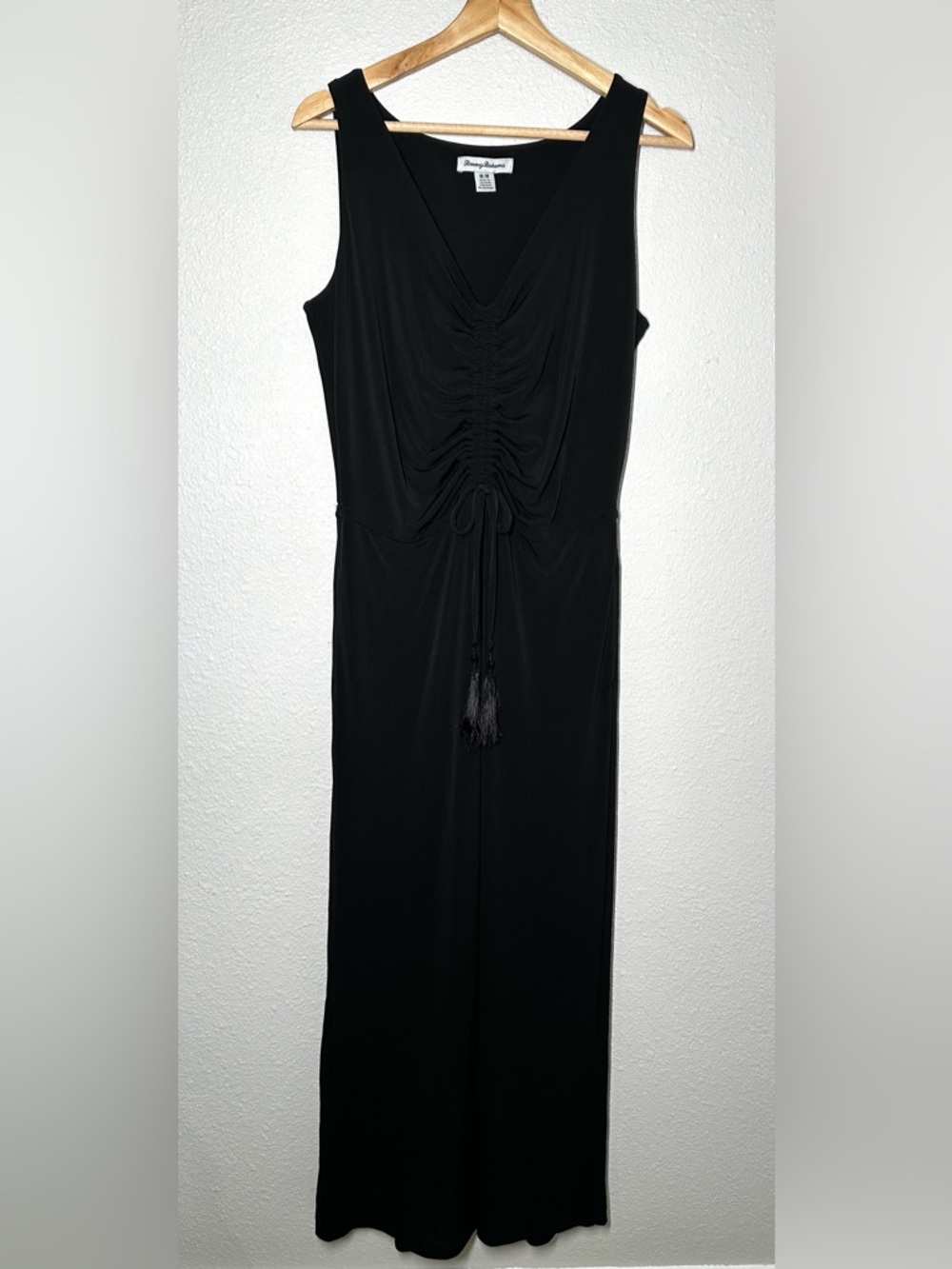 Tommy Bahama Carmella Ruched Woman’s Black Sleeveless Jumpsuit V- Neck Size M